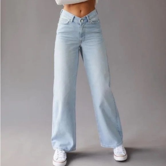 BDG Denim - BDG Urban Outfitters Dipped V Flare Denim Jeans Womens Size 28